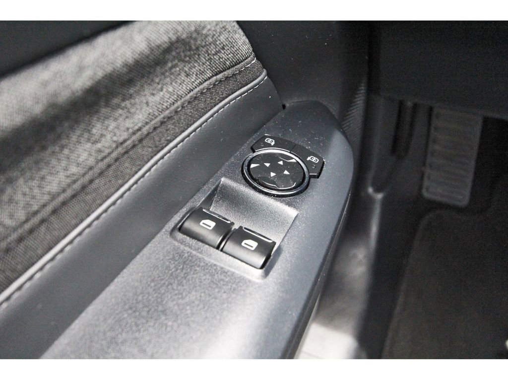 Certified 2024 Ford Mustang Coupe RWD image 18