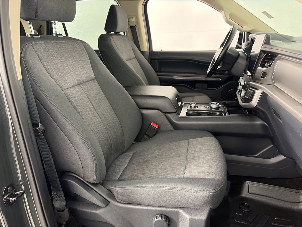 Certified 2022 Ford Expedition Max XLT image 32