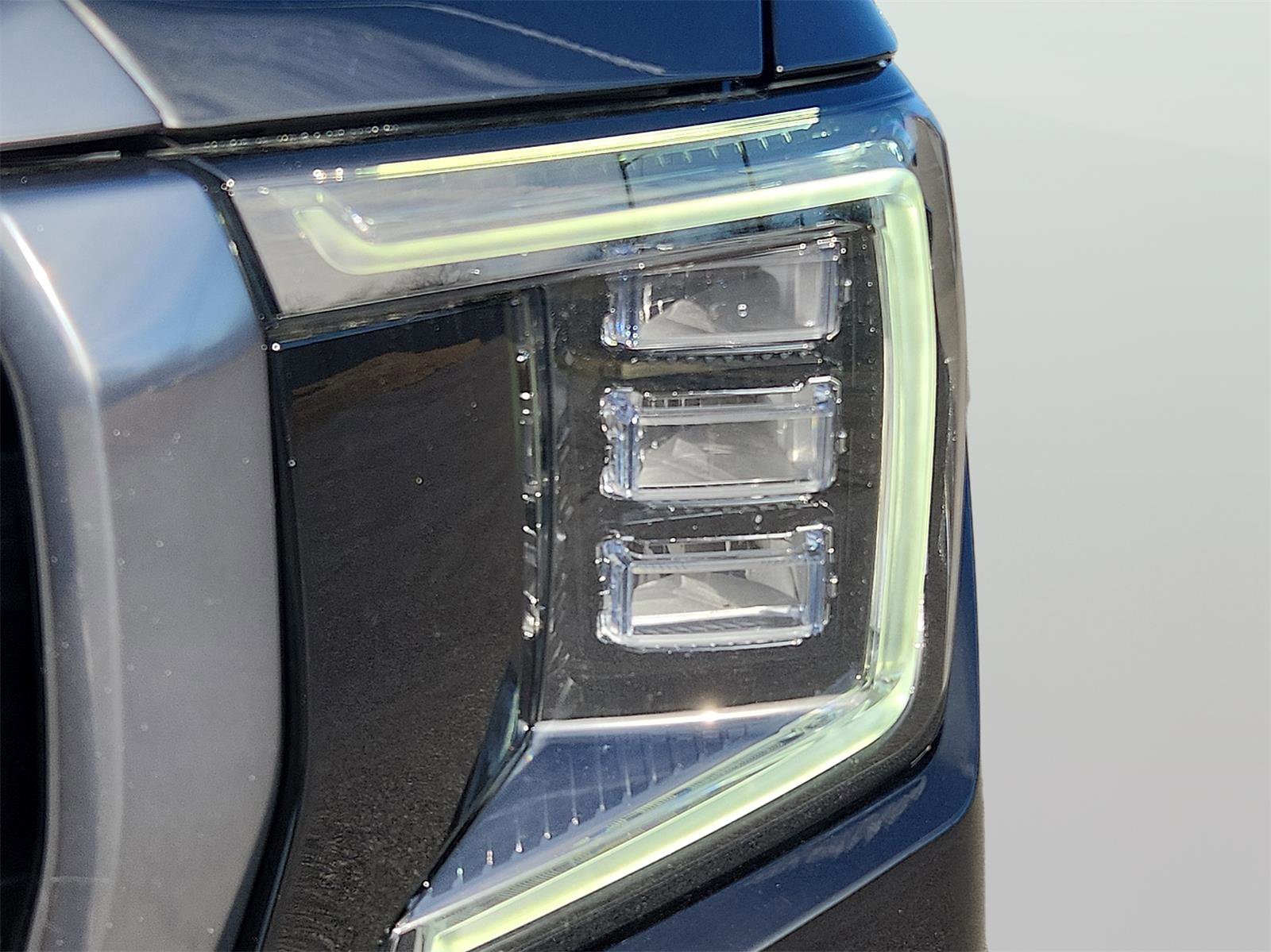 Used 2022 GMC Yukon AT4 w/ Max Trailering Package AWD/4WD image 26
