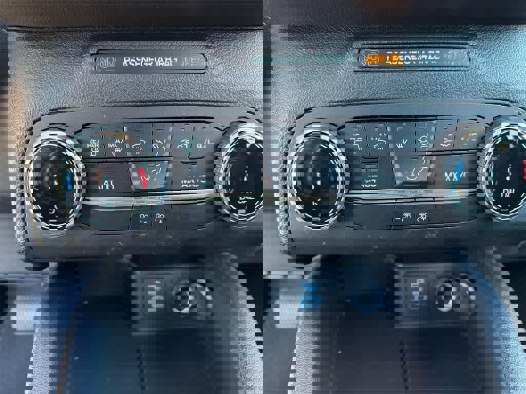 Certified 2023 Ford Escape Active image 30