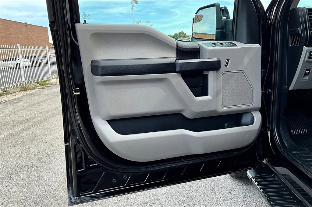 Certified 2018 Ford F150 XL w/ Equipment Group 101A Mid image 21