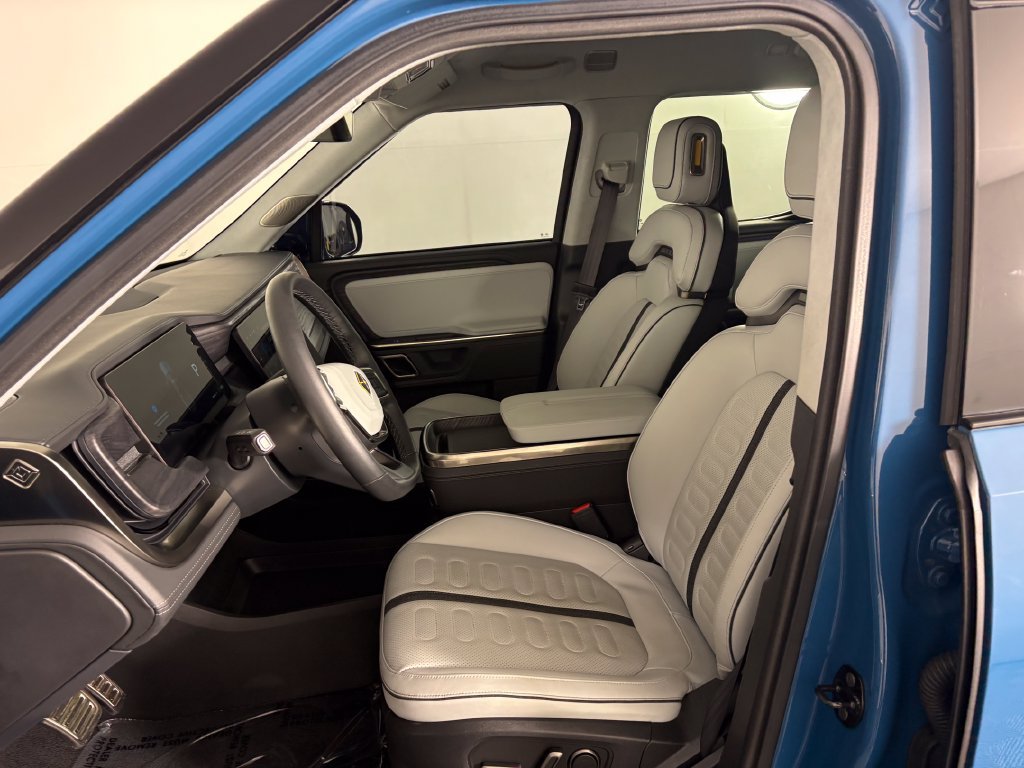 Used 2023 Rivian R1T Adventure Dual AWD/4WD image 13
