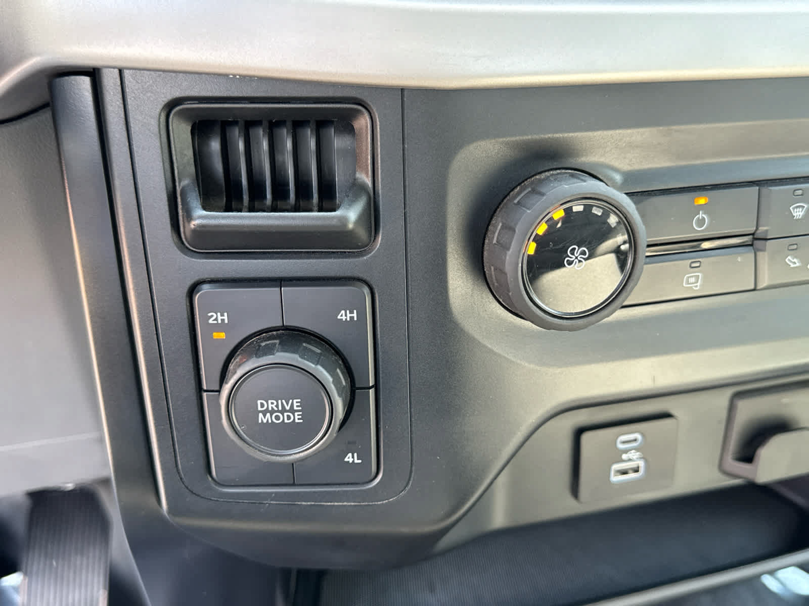 Certified 2023 Ford F150 XL AWD/4WD image 33