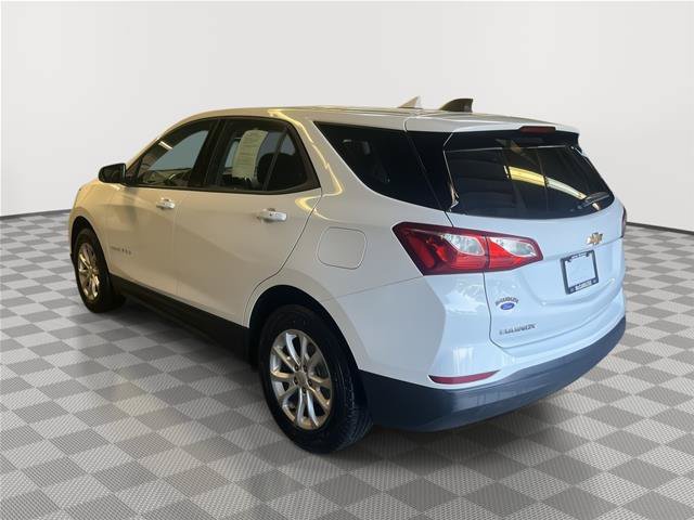 Used 2019 Chevrolet Equinox LS AWD/4WD image 4