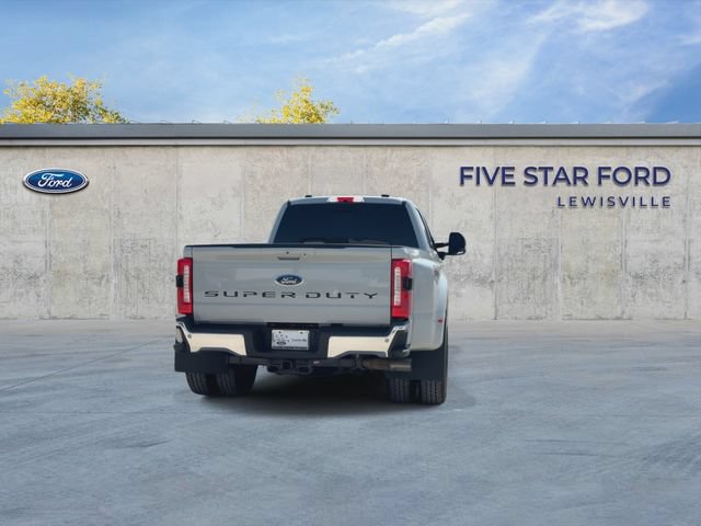 Certified 2025 Ford F350 Lariat w/ Lariat Ultimate Package AWD/4WD image 4