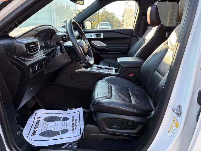 Certified 2023 Ford Explorer Platinum w/ Technology Package AWD/4WD image 19