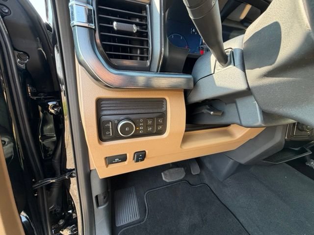 Certified 2025 Ford F450 Lariat w/ FX4 Off-Road Package AWD/4WD image 13