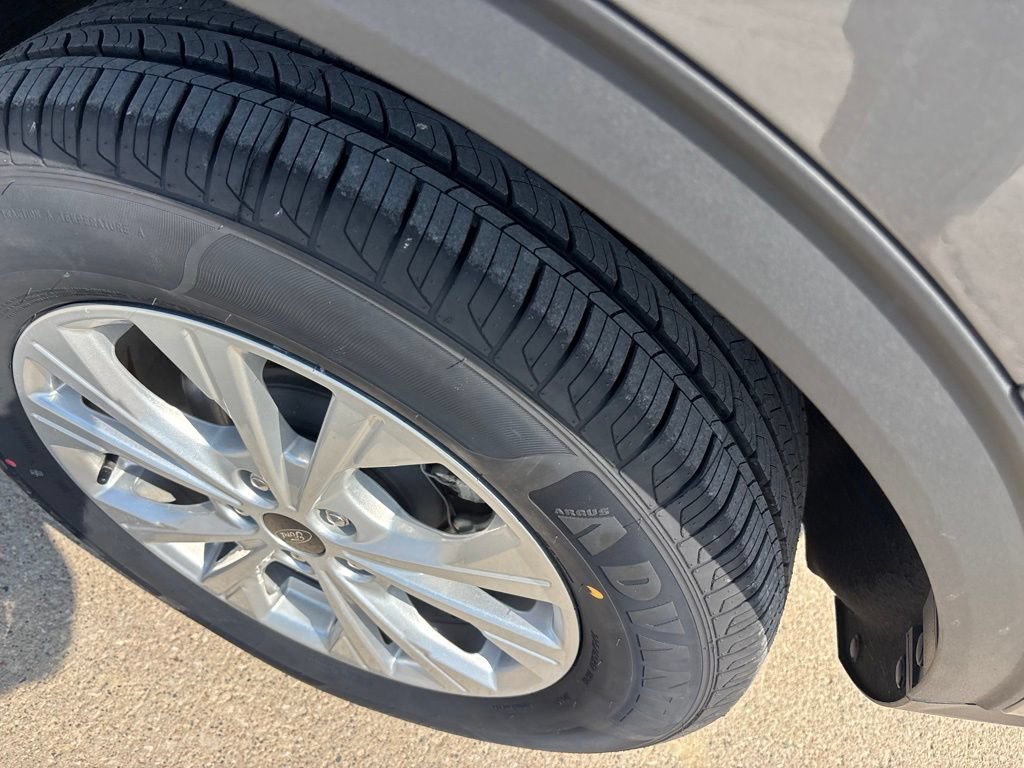 Certified 2024 Ford Escape Active AWD/4WD image 9