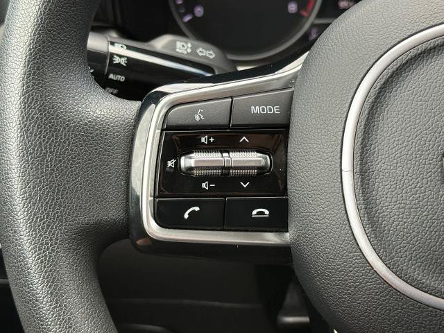 Used 2022 Kia Sorento LX FWD image 15