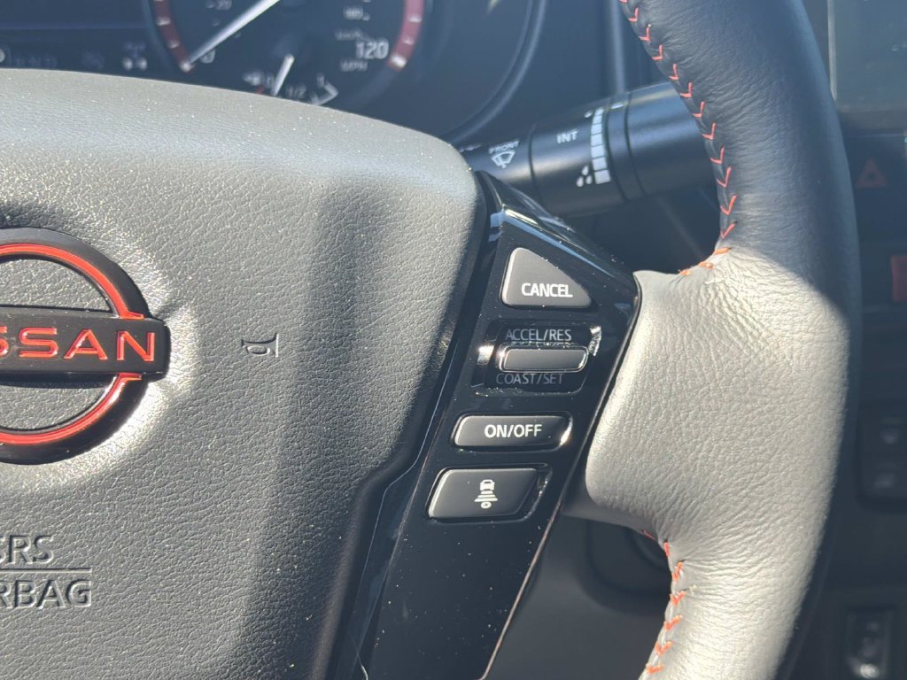 Used 2025 Nissan Frontier PRO-4X w/ Pro Convenience Package AWD/4WD image 11
