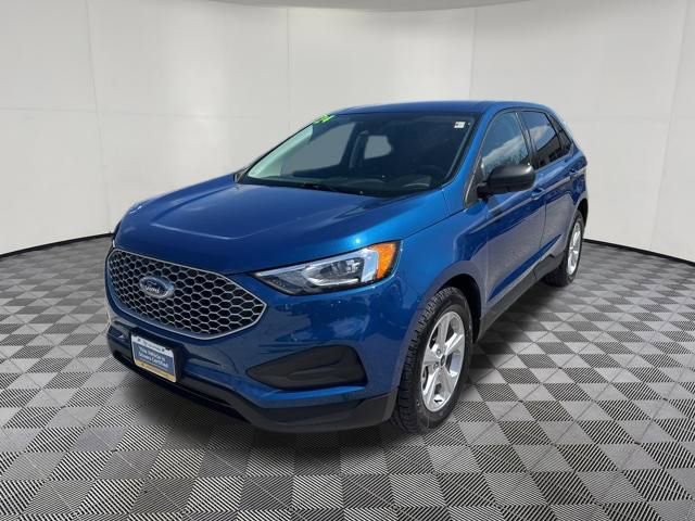 Certified 2024 Ford Edge SE image 8