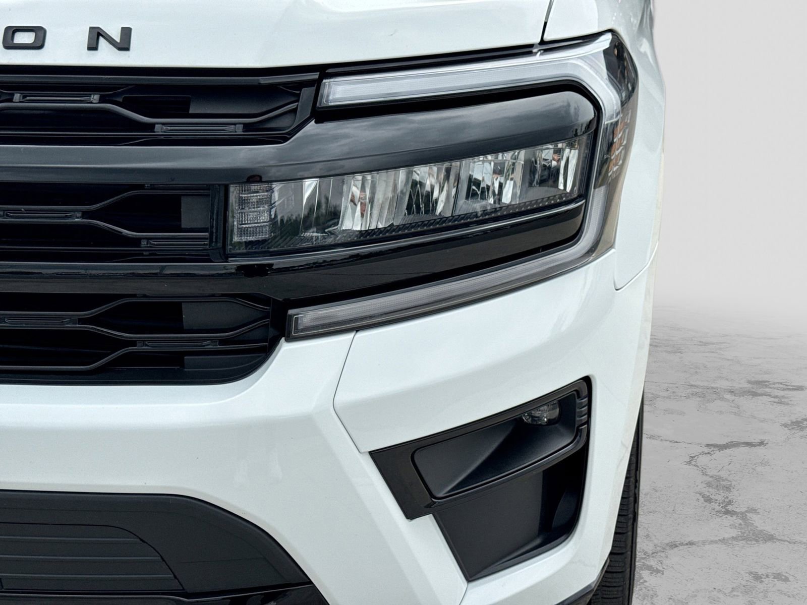 Certified 2023 Ford Expedition Limited AWD/4WD image 13