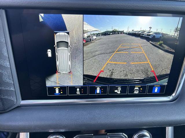 Used 2022 GMC Yukon XL Denali w/ Denali Premium Package AWD/4WD image 40