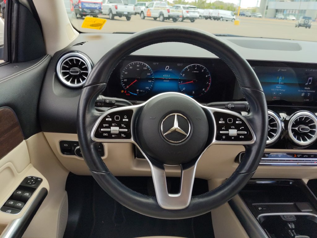 Used 2022 Mercedes-Benz GLA 250 4MATIC image 10