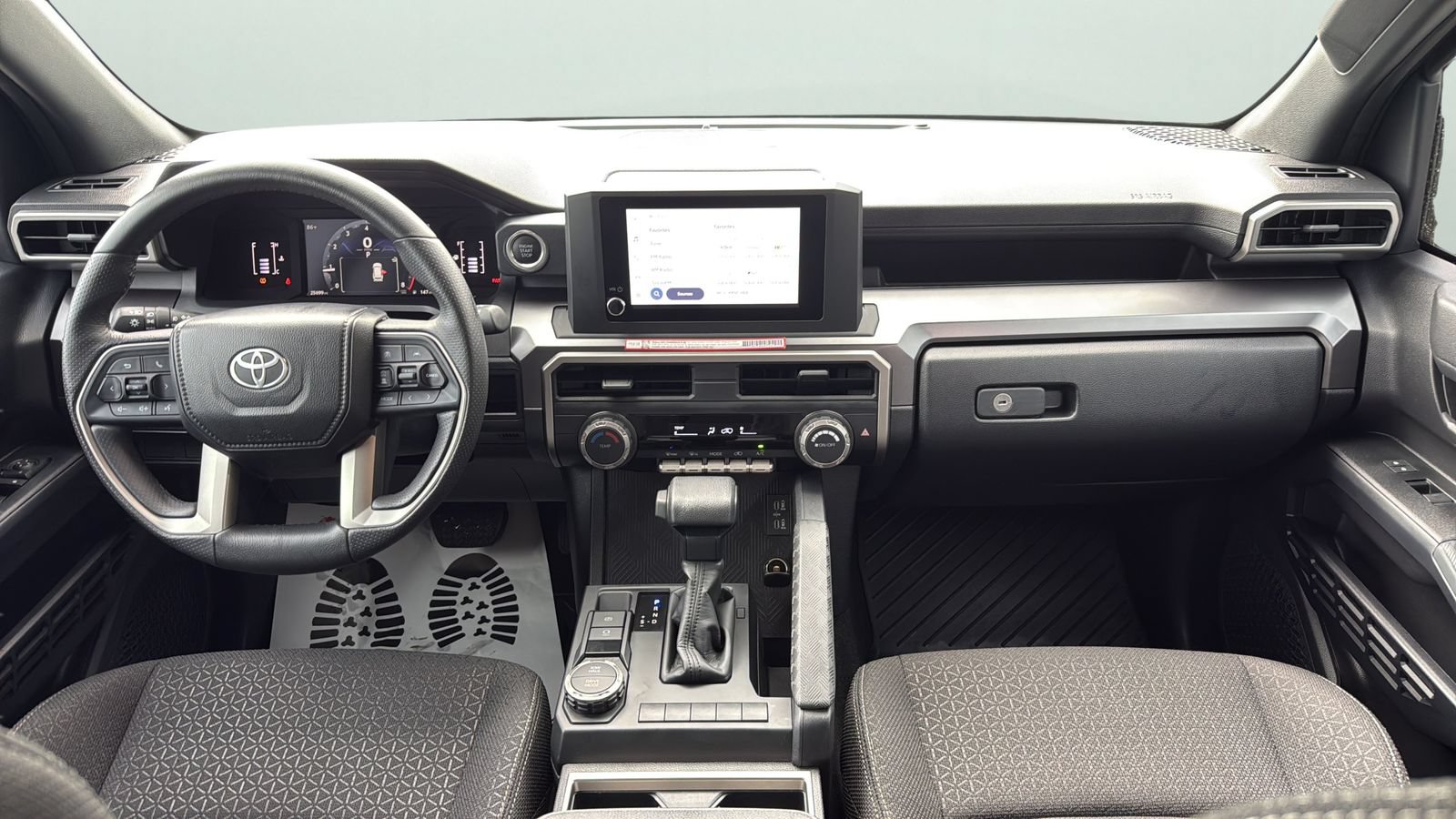 Used 2025 Toyota 4Runner SR5 RWD image 22