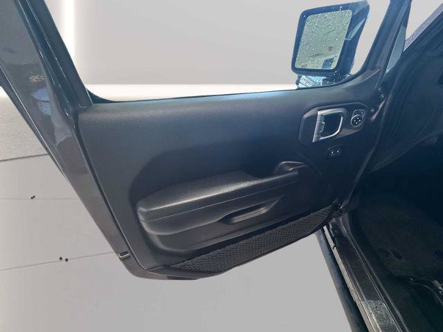 Used 2023 Jeep Wrangler Unlimited w/ Cold Weather Group AWD/4WD image 19