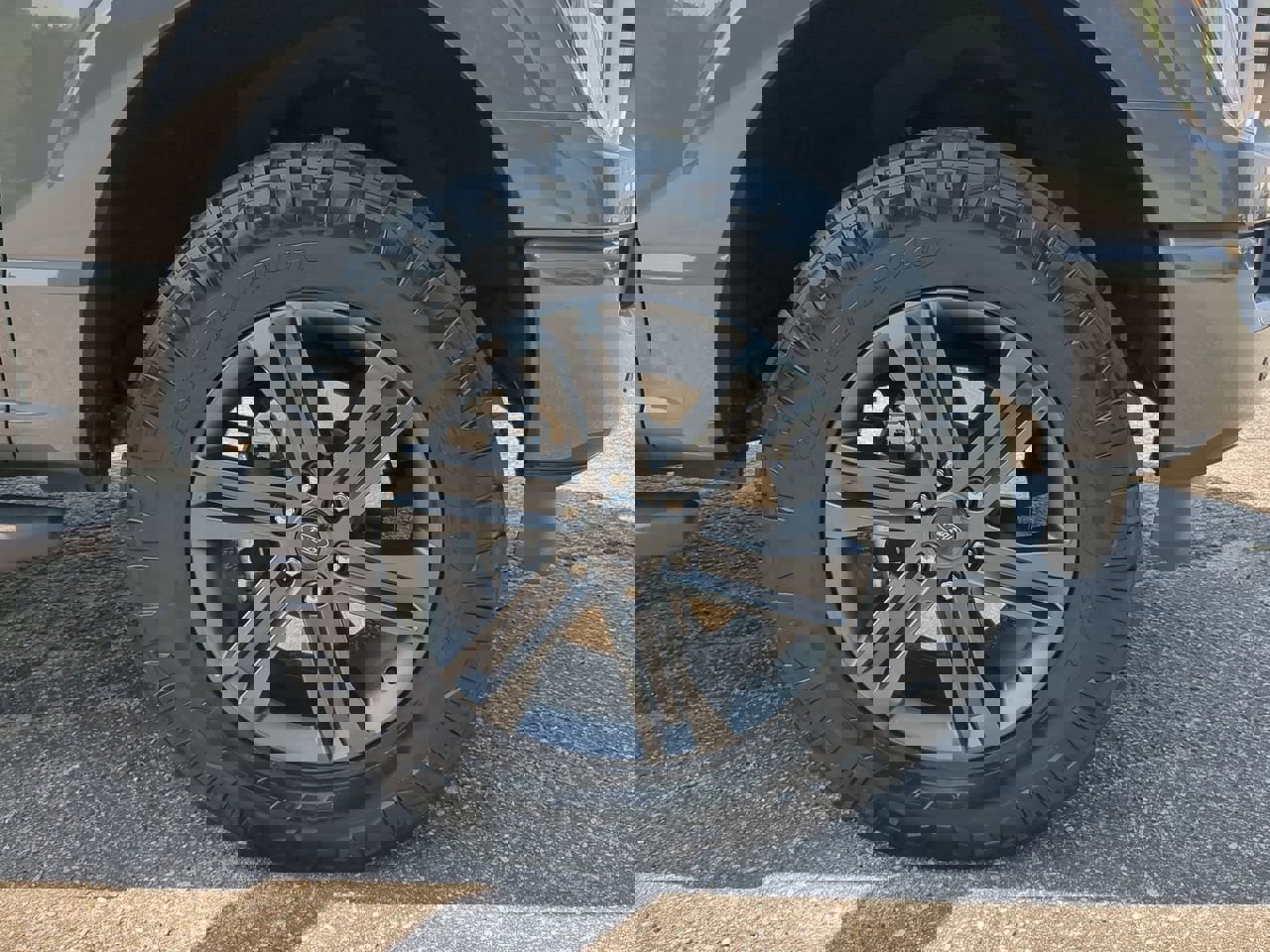 Certified 2021 Ford F150 XLT w/ Equipment Group 302A High image 9