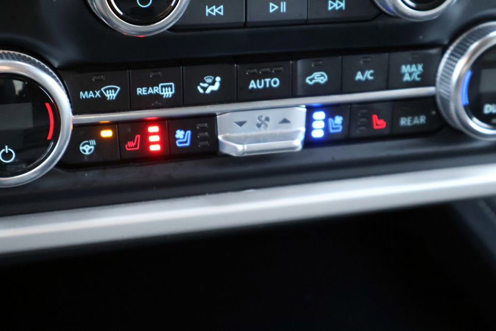 Certified 2023 Ford Expedition XLT AWD/4WD image 7