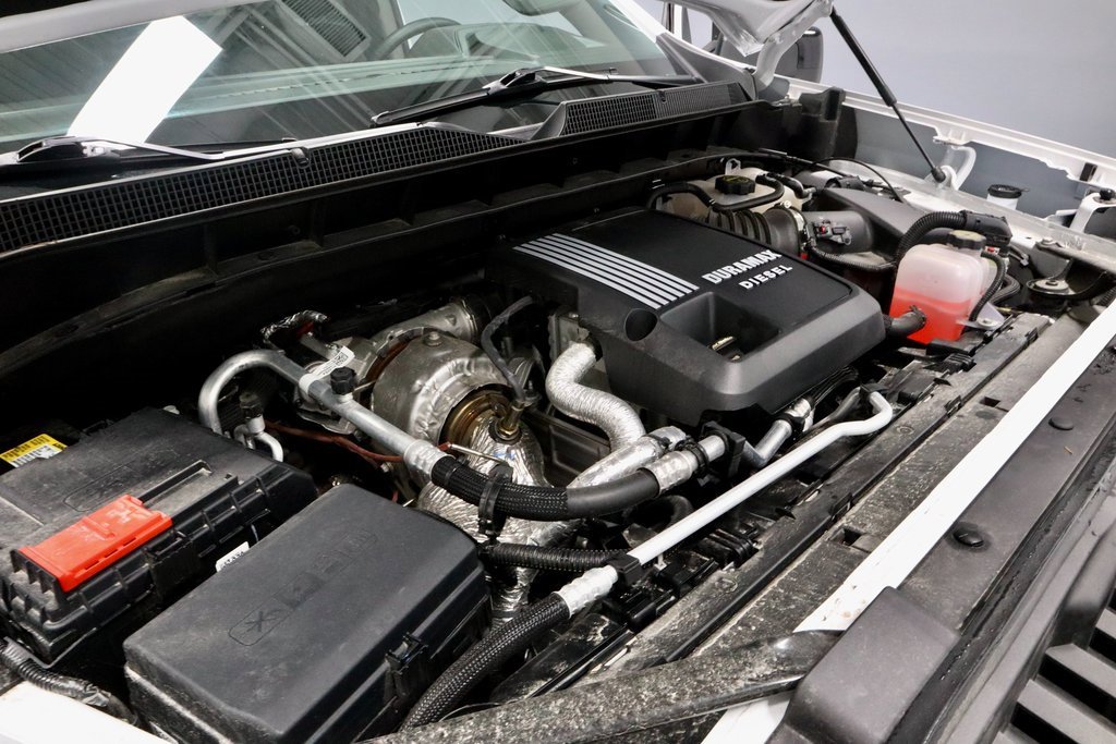 Used 2025 Chevrolet Silverado 1500 RST image 18