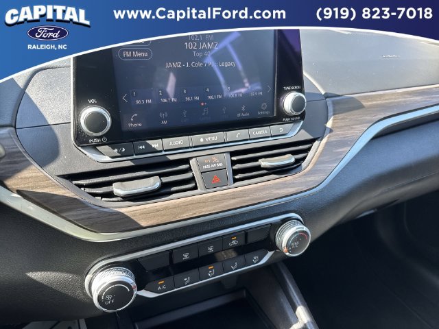 Used 2025 Nissan Altima 2.5 SV AWD/4WD image 26