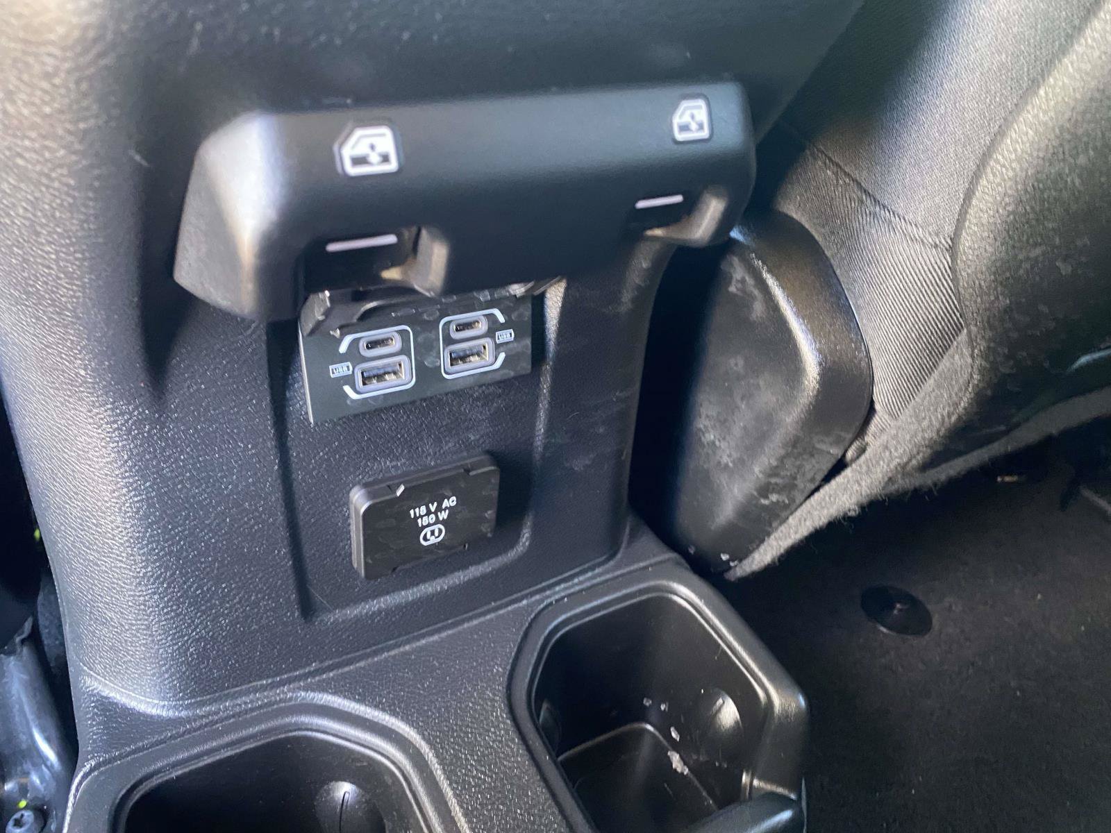 Used 2021 Jeep Wrangler Unlimited Rubicon AWD/4WD image 13