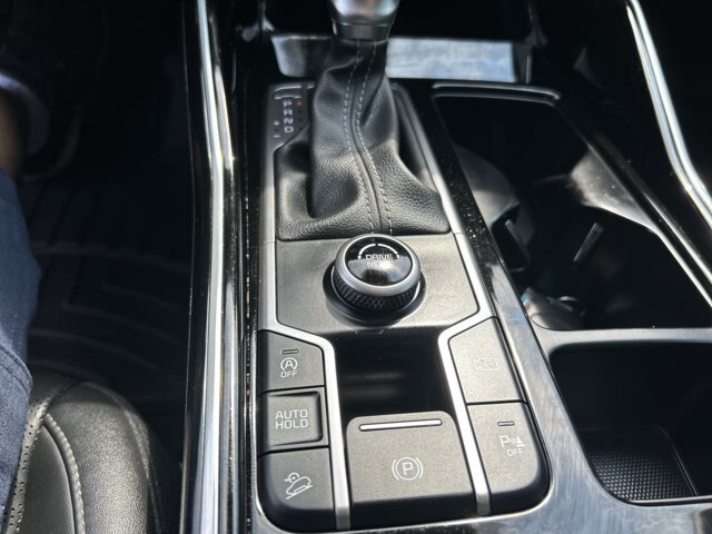 Used 2022 Kia Sorento SX FWD image 24