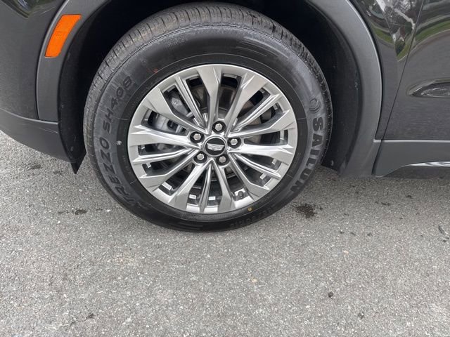 Used 2024 Cadillac XT4 Premium Luxury AWD/4WD image 12