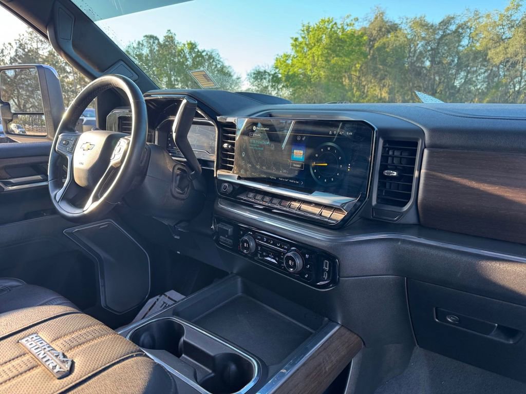 Used 2025 Chevrolet Silverado 2500 High Country w/ High Country Premium Package image 21