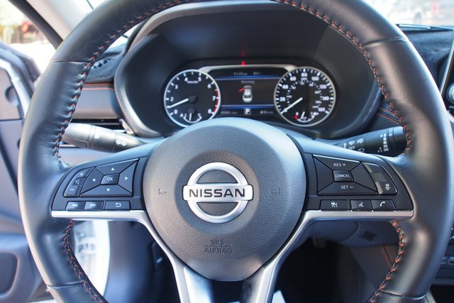 Used 2022 Nissan Sentra SR w/ Midnight Edition FWD image 21