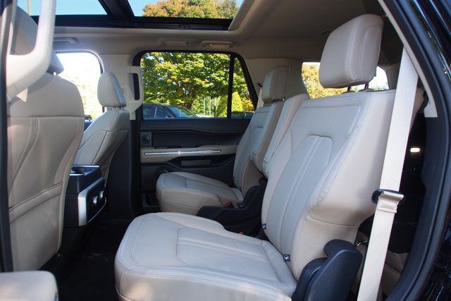 Certified 2024 Ford Expedition Limited AWD/4WD image 24