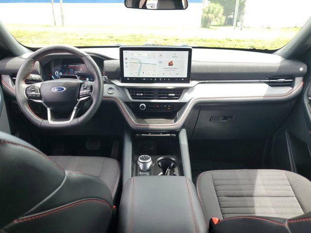 Certified 2025 Ford Explorer ST-Line image 16