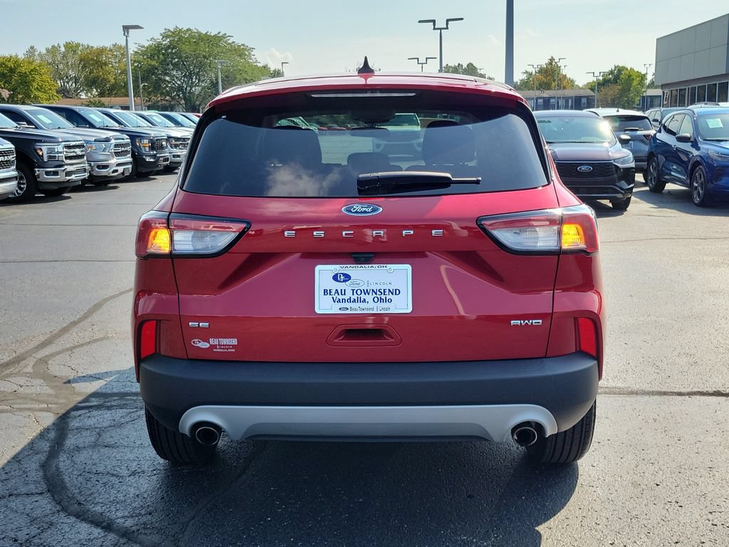 Certified 2022 Ford Escape SE w/ Cold Weather Package AWD/4WD image 5