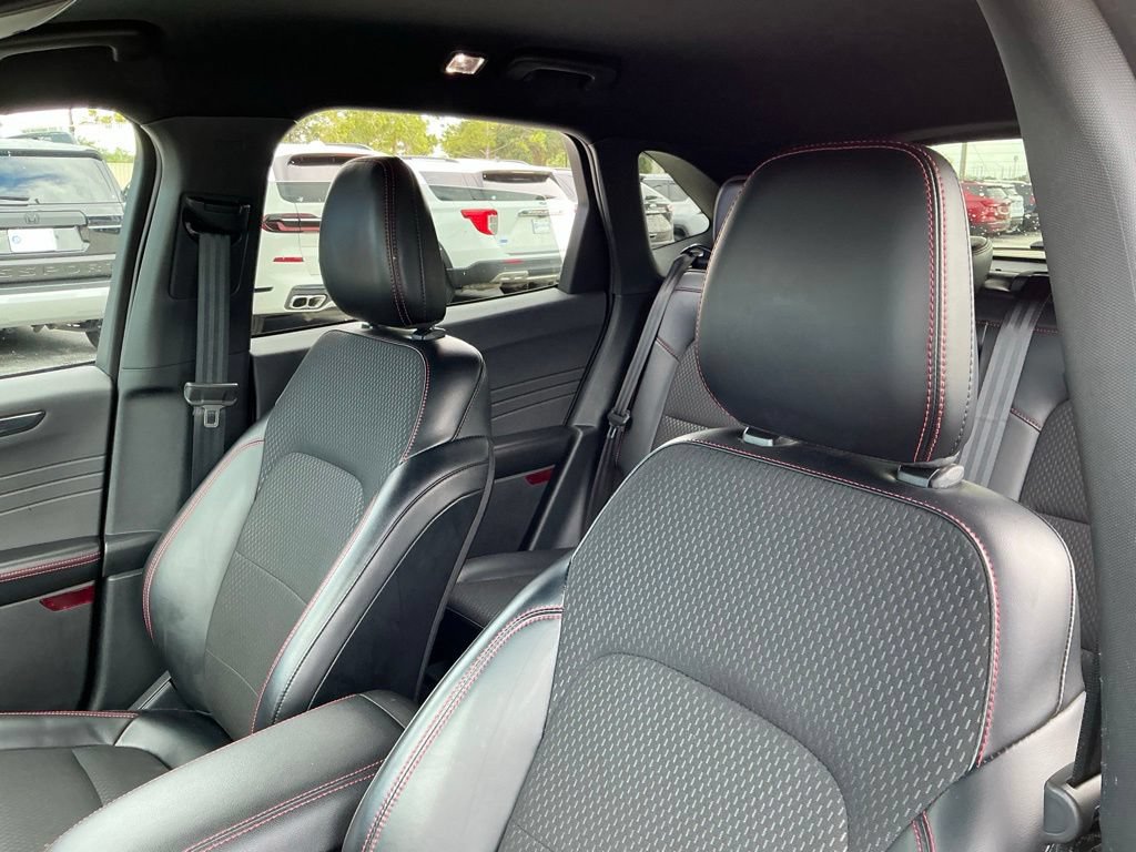Certified 2025 Ford Escape ST-Line FWD image 22