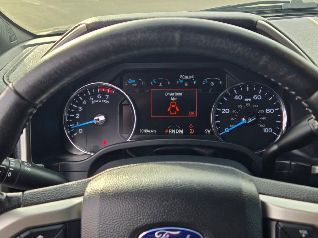 Certified 2022 Ford F250 Lariat w/ Snow Plow Prep Package image 33