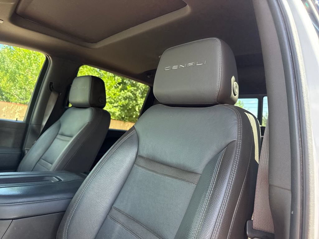 Used 2020 GMC Sierra 2500 Denali w/ Denali Ultimate Package AWD/4WD image 12