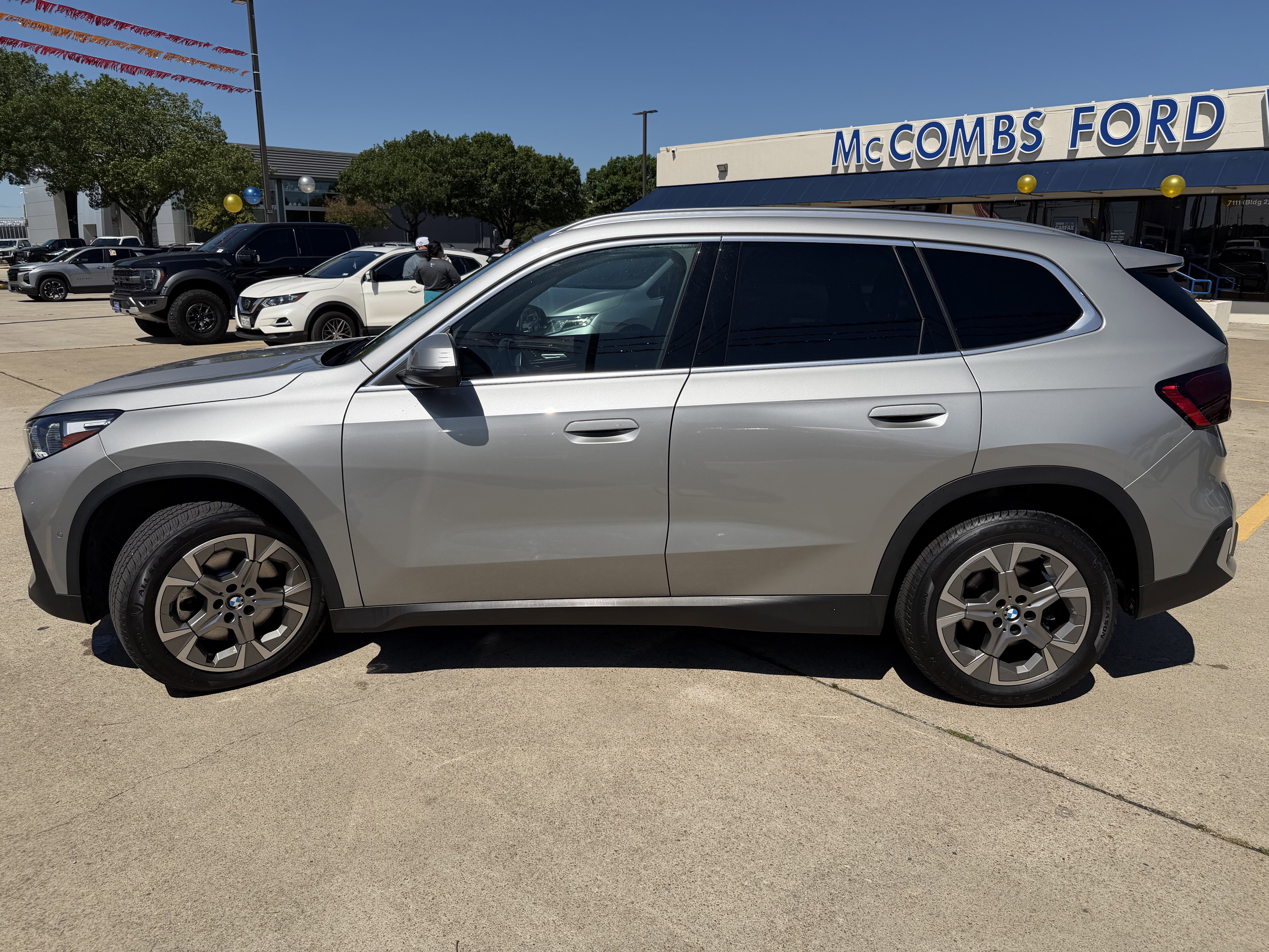 Used 2023 BMW X1 xDrive28i w/ Convenience Package AWD/4WD image 12