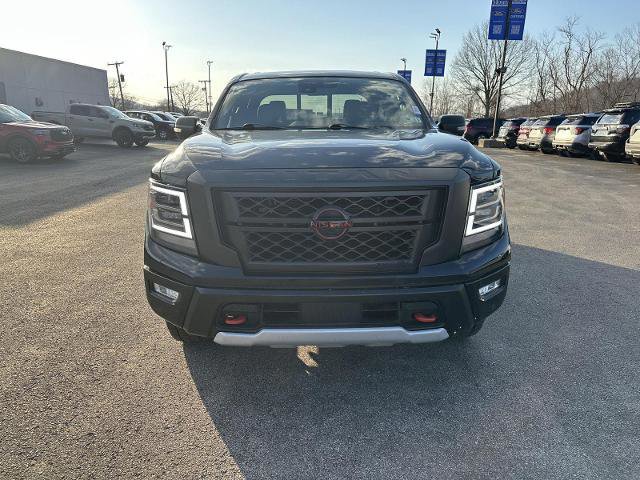 Used 2024 Nissan Titan PRO-4X w/ Pro-4x Convenience Package image 8