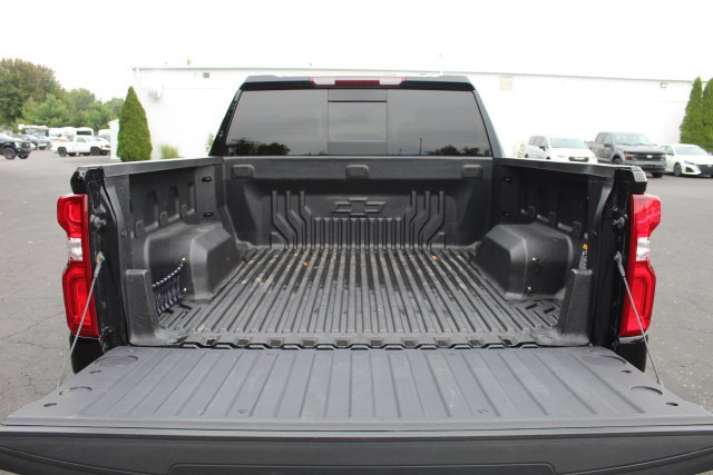 Used 2024 Chevrolet Silverado 1500 RST w/ Convenience Package II AWD/4WD image 16