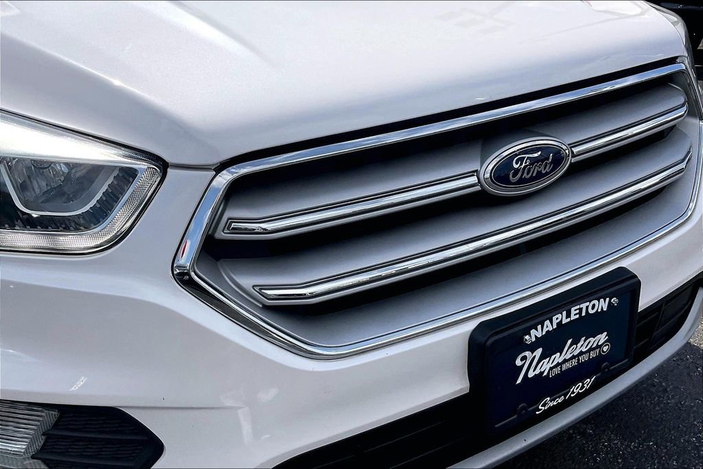 Certified 2019 Ford Escape SEL FWD image 31