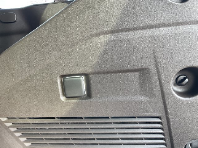 Used 2023 Chevrolet Tahoe LT AWD/4WD image 21