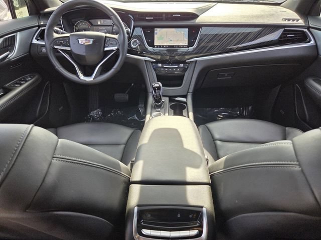 Used 2024 Cadillac XT6 Premium Luxury FWD image 15