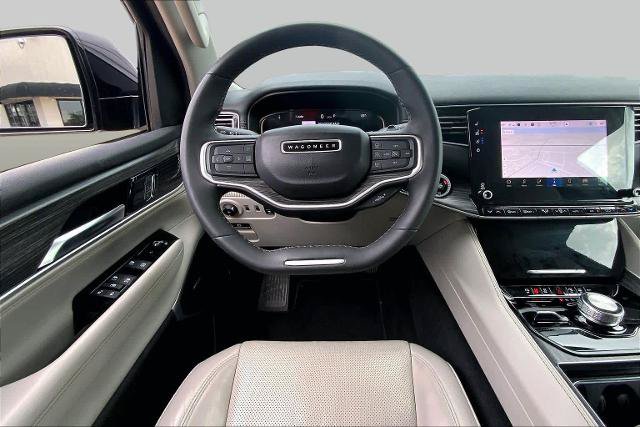 Used 2024 Jeep Wagoneer Series II w/ Flexible Seating Group AWD/4WD image 6