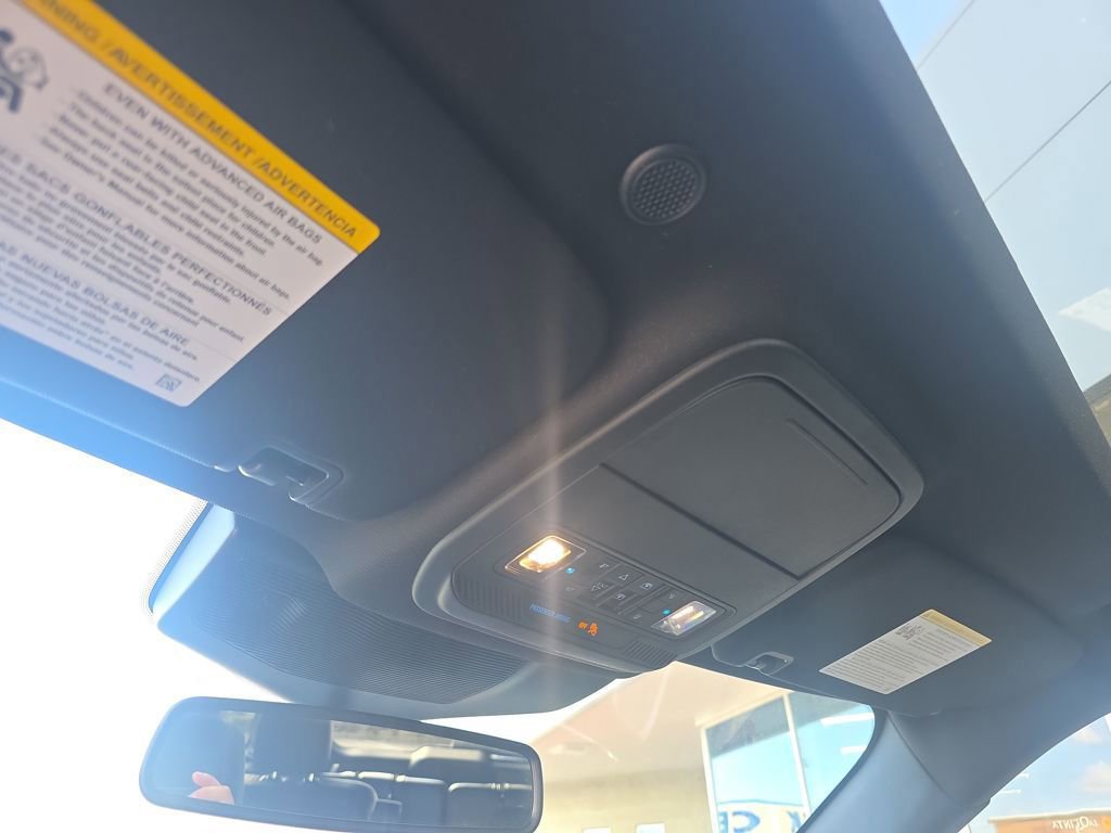 Certified 2023 Ford Explorer ST-Line w/ Class IV Trailer Tow Package image 34