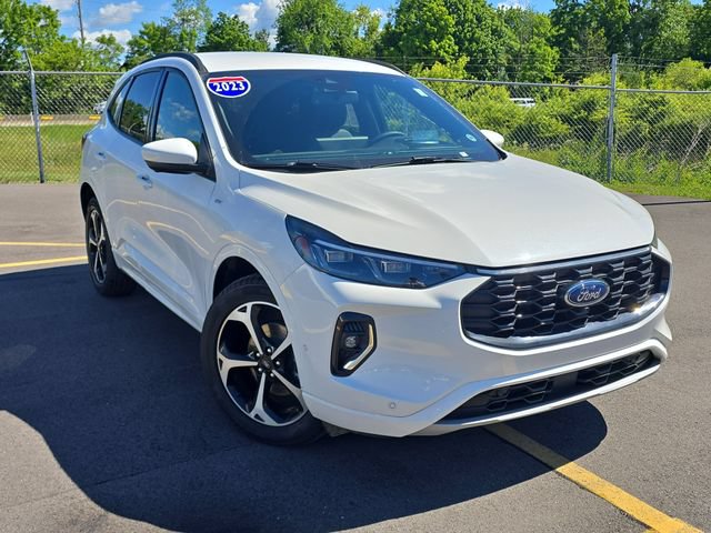 Certified 2023 Ford Escape ST-Line Elite w/ Premium Technology Package AWD/4WD image 1
