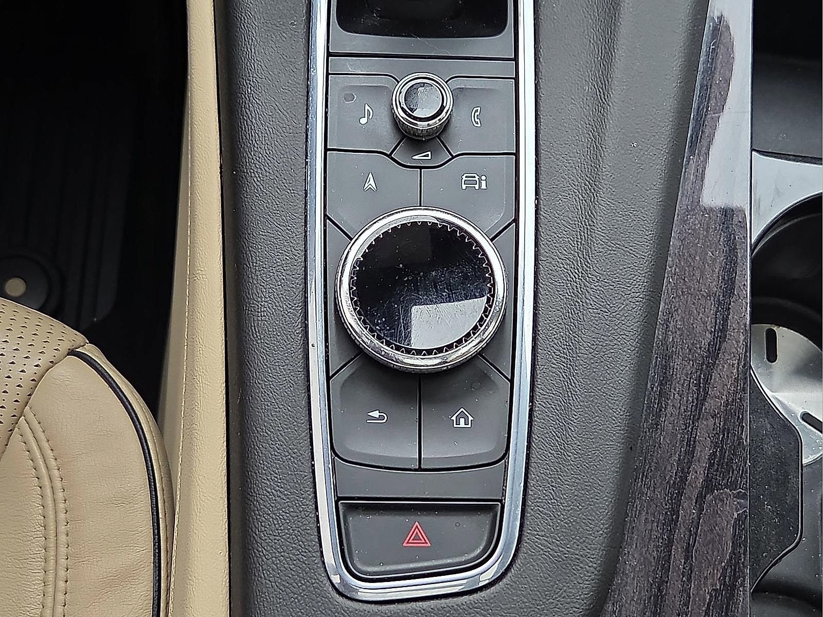 Used 2021 Cadillac Escalade Premium Luxury w/ Driver Assist Tech Package AWD/4WD image 18