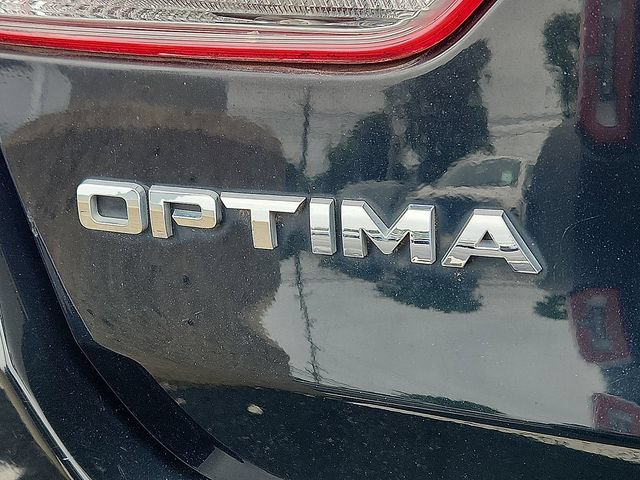 Used 2018 Kia Optima LX w/ 17" Alloy Wheels Package FWD image 11