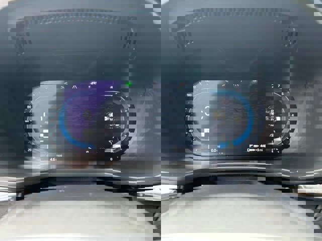 Used 2022 Volvo XC60 B5 Momentum w/ Climate Package image 6