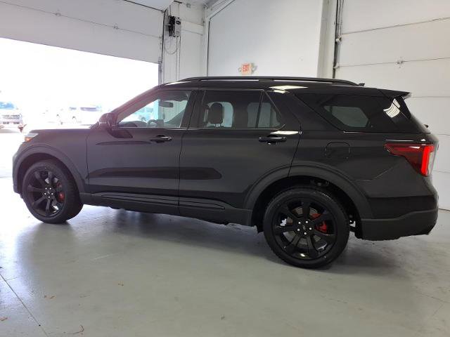 Certified 2023 Ford Explorer ST w/ Equipment Group 401A AWD/4WD image 6