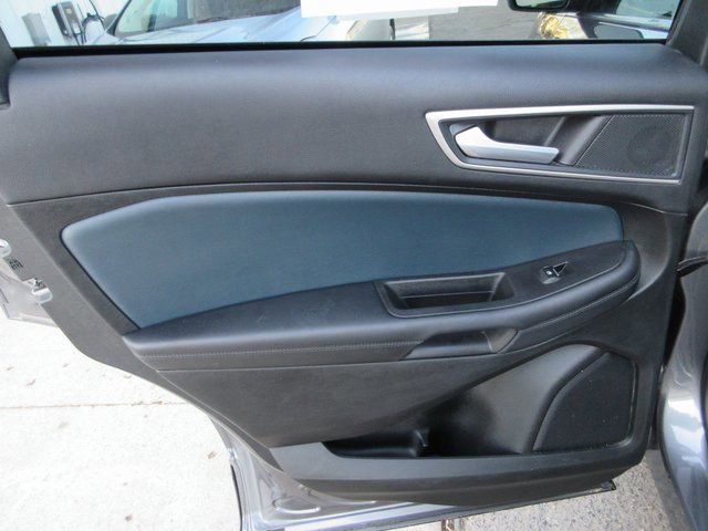 Certified 2024 Ford Edge SEL w/ Sport Appearance Package AWD/4WD image 24