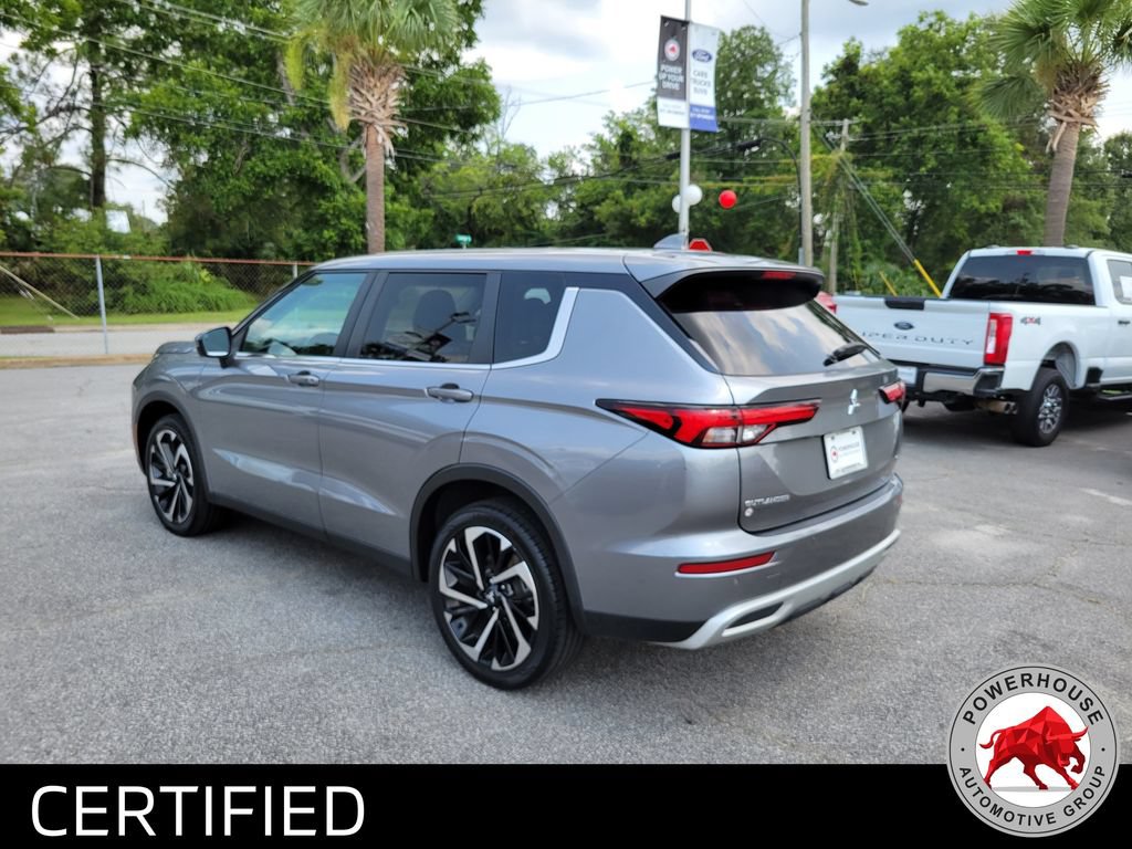 Used 2024 Mitsubishi Outlander SE FWD image 3